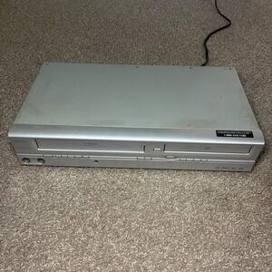 Funai SV2000 WV806 VCR DVD Combo Player Silver 4 Head Hi-Fi Stereo VHS For Parts